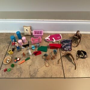 Horse/ farm toy lot